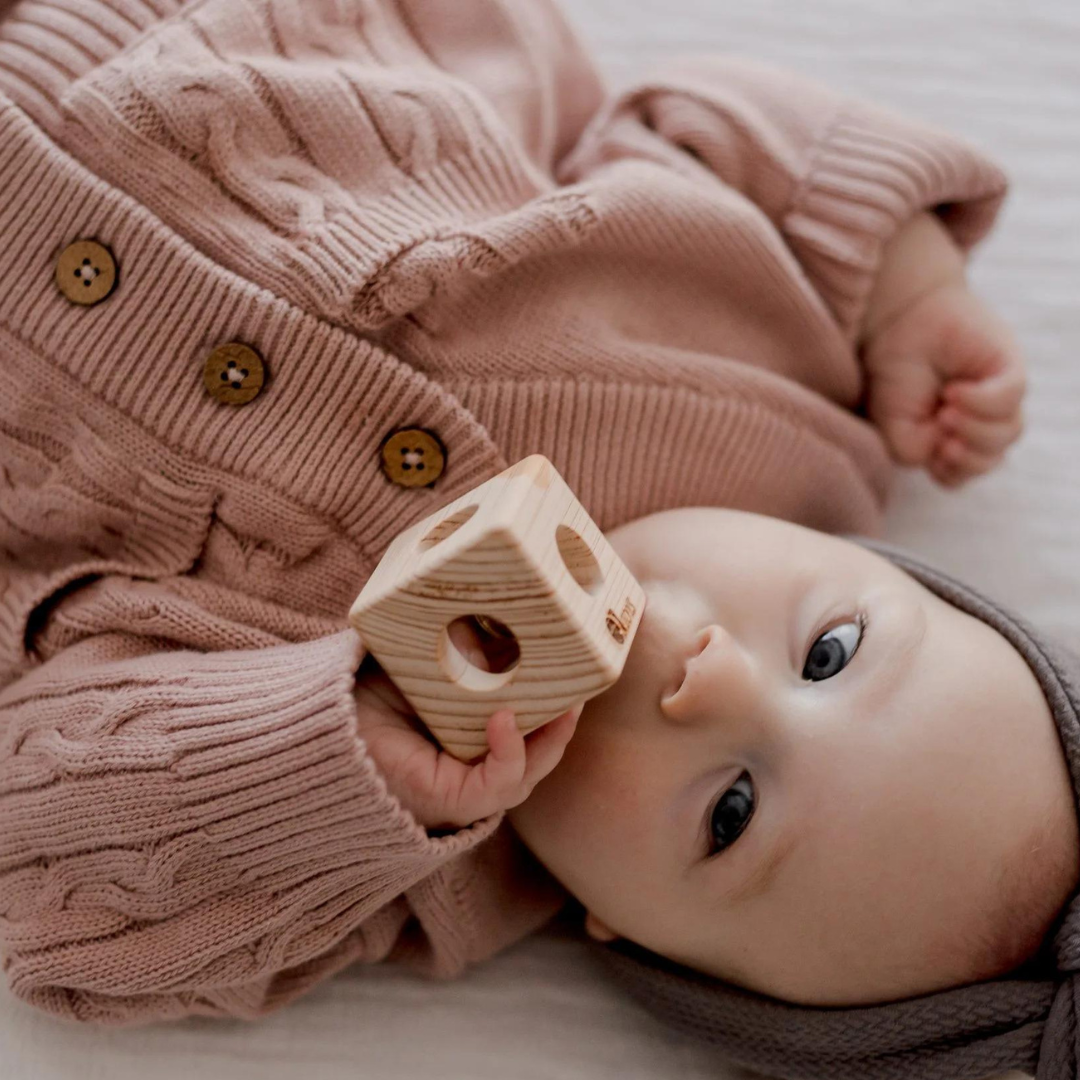 Cube Rattle