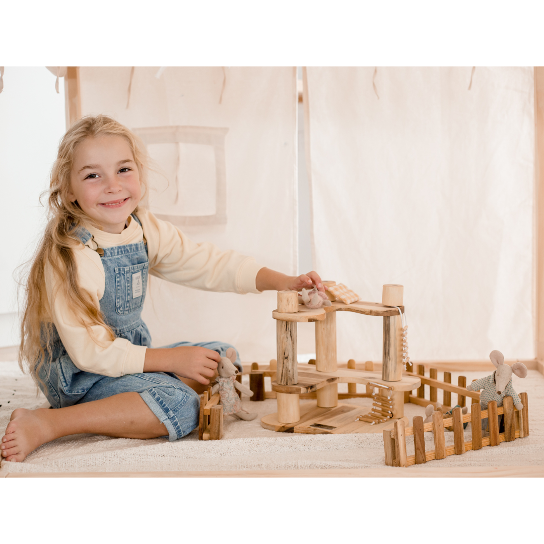 Tree House Construction Set