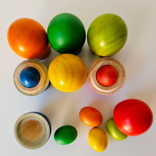Sorting egg cups