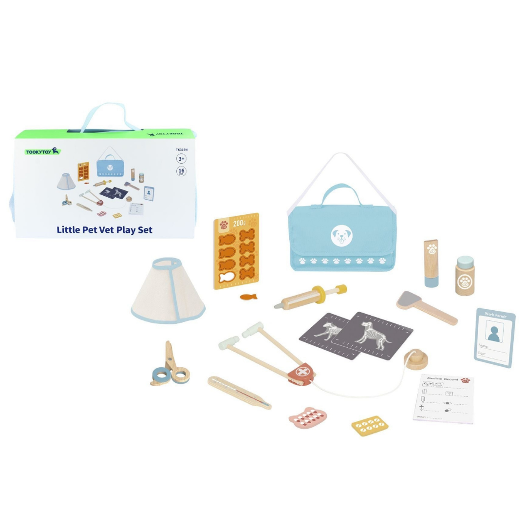 Little Pet Vet Play Set in Carry Bag