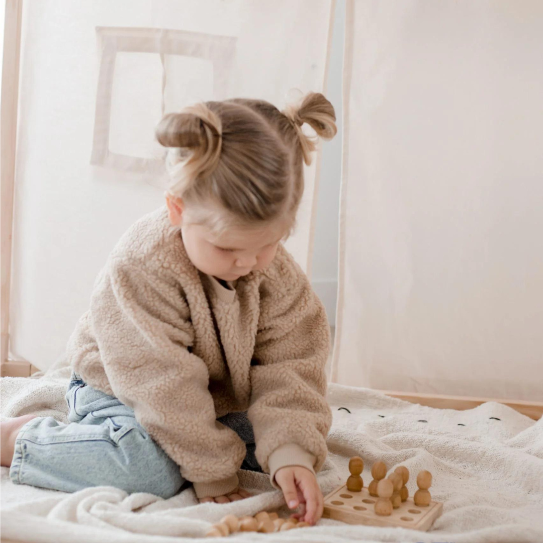 Natural Mini People in Tray