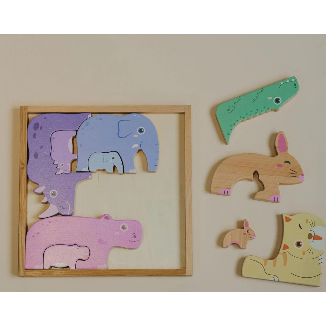 Natural animals puzzle and play set