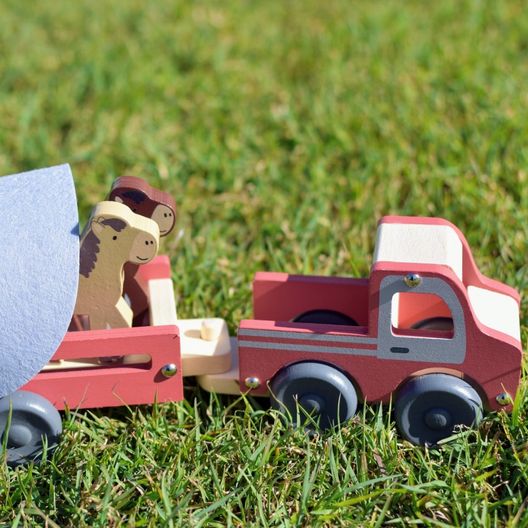 Wooden Truck With Horse Float