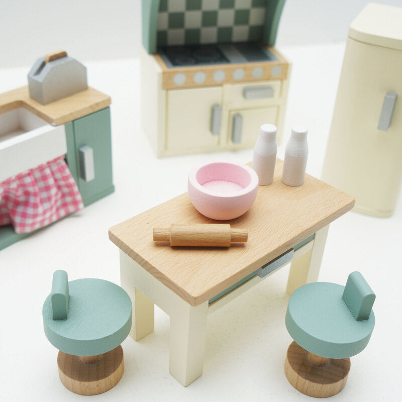 Wooden Dolls House Kitchen - 20 piece