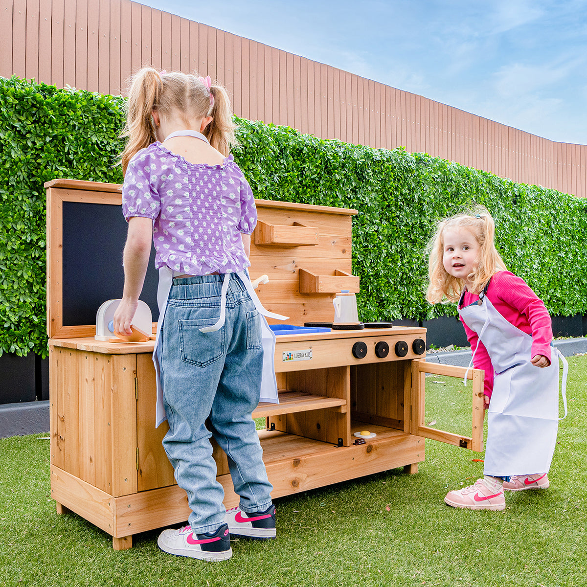 Outdoor Roma Play Kitchen